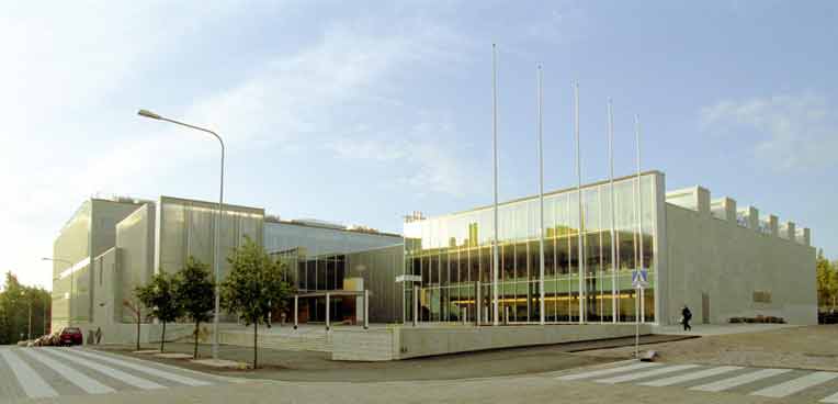 Kumpula campus. Copyright (c) 2001 Eero Roine.